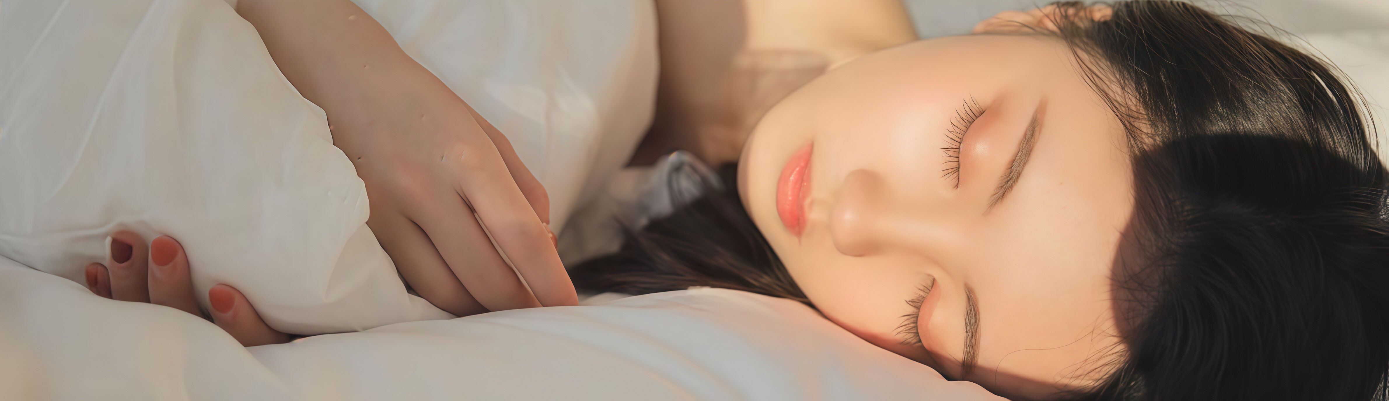 345影院-韩国退圈女神eemiim露脸私拍